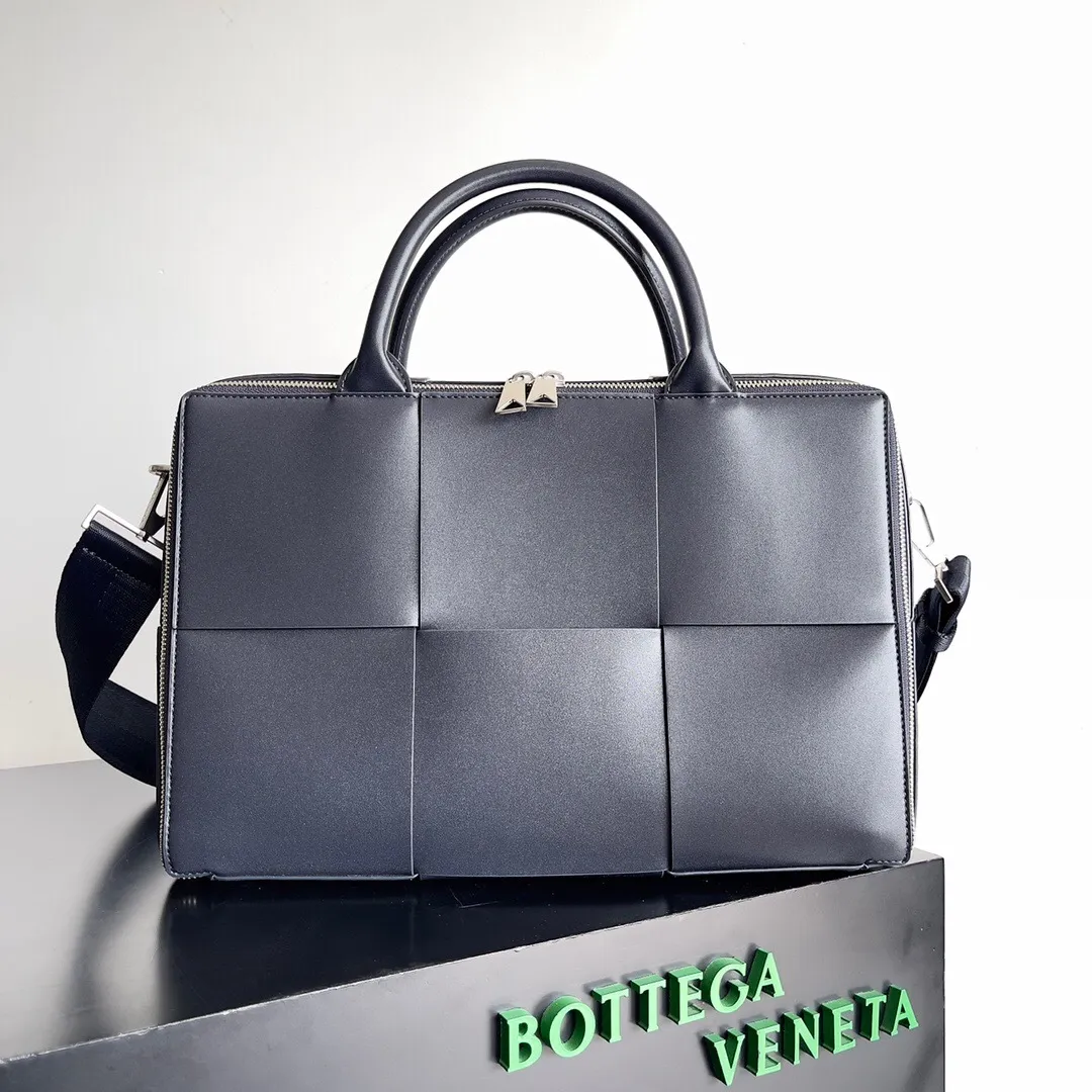 All categories 💚 Authentic bags 💚 BV 2025 new Bottega Veneta large plaid woven men's briefcase